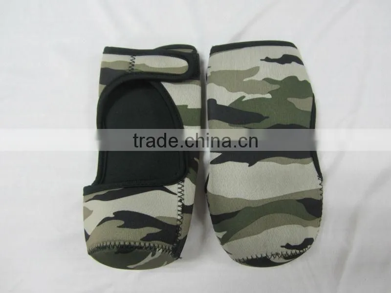 GR-B0100 heatproof custom neoprene bottle sleeve