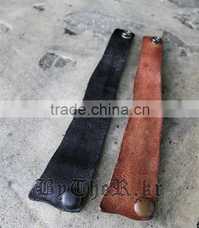 Man High Fashion Spacial Shape Snap button Genuine Waxy Leather Bracelet For Men
