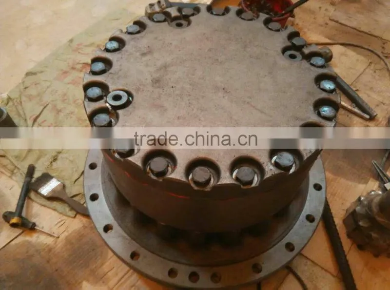 PC200-8 travle hub , 20y-27-42520