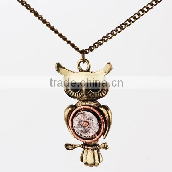 Free Sample Necklace Animal Shape Circle Pendant Necklace
