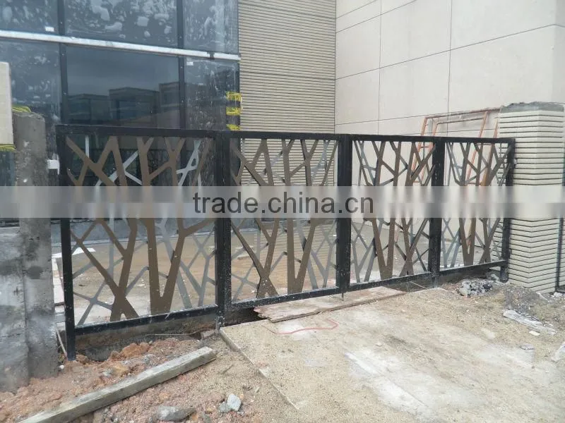 2015 Top-selling modern artistic ornamental iron fence