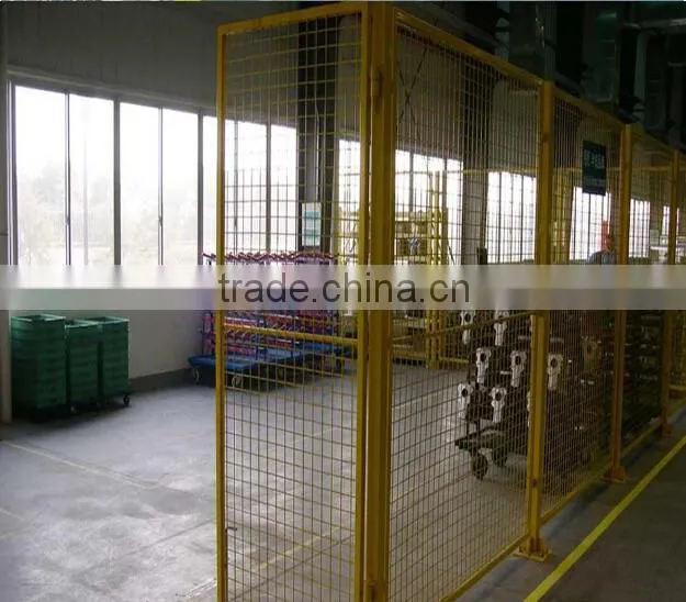 galvanized diamond wire mesh storage fence