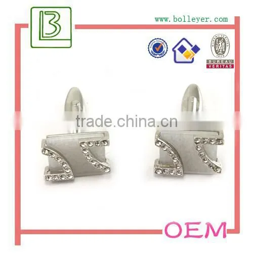 Newest Trendy Cufflinks with diamond centered promotional gift