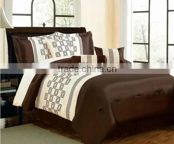 7Pcs Flocking Comforter Set