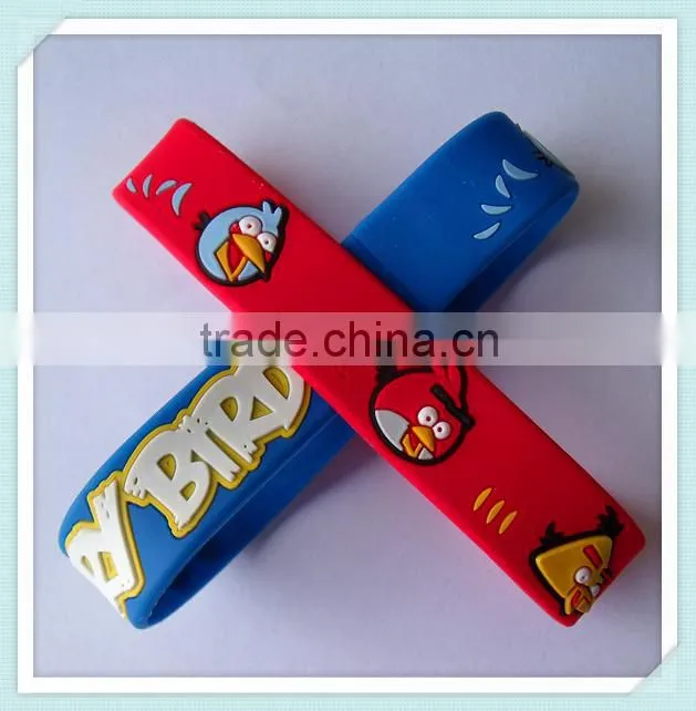 2015 custom cute pvc wristband 3d rubber band bracelet maker