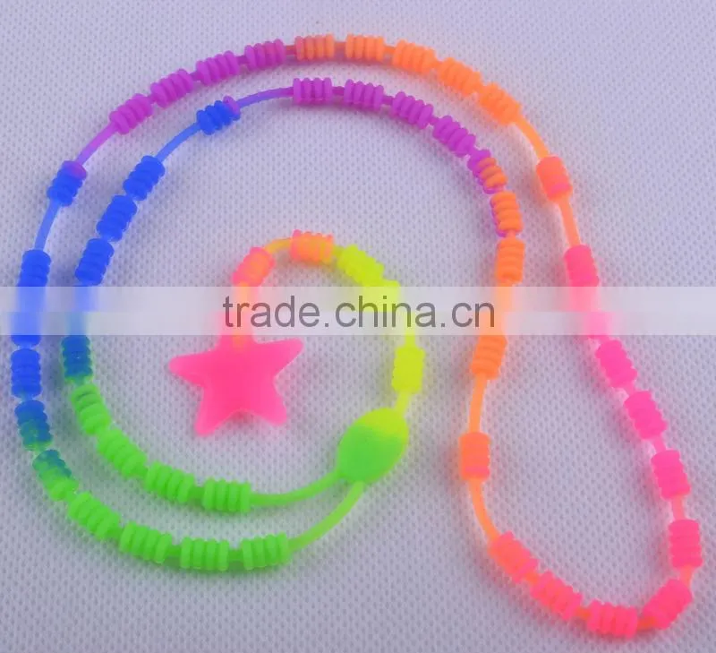 Newest beaded silicone fashionable necklaces silica gel necklace 2013 new design necklace fashion
