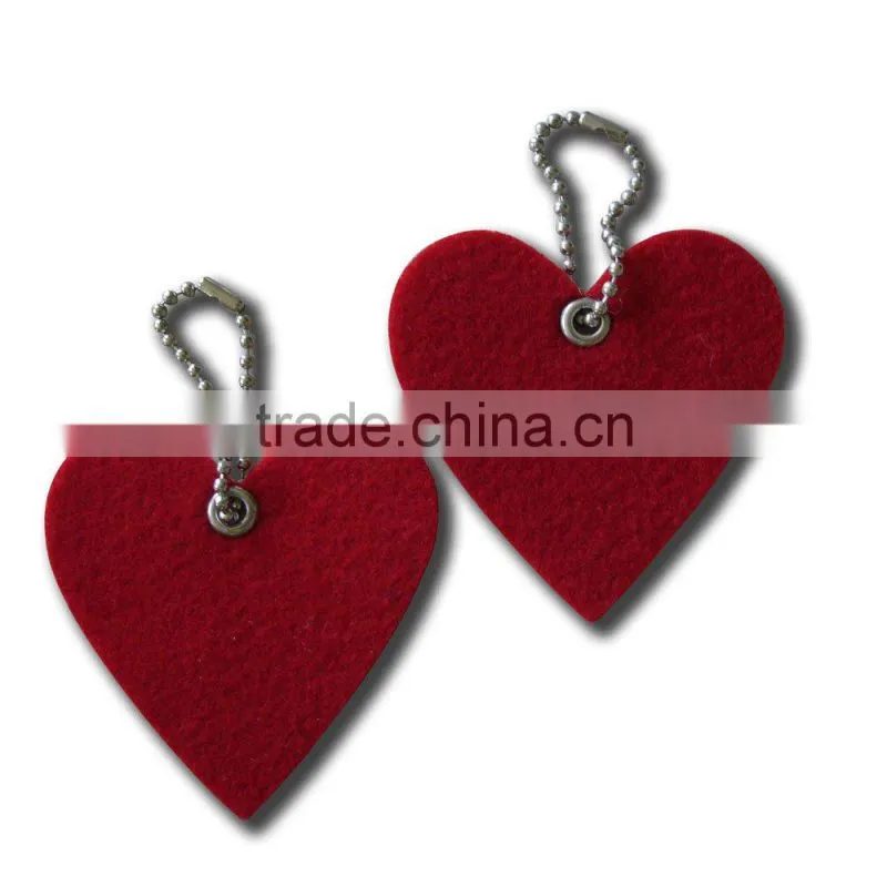 #14051136 China factory directly selling eco-friendly craft keychain made of felt material