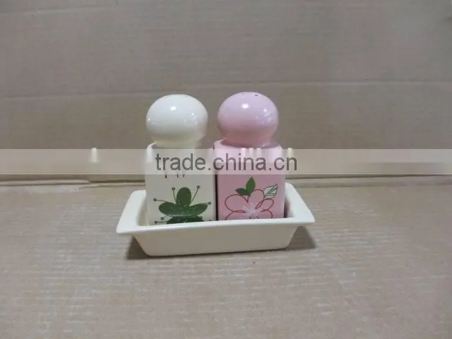 Triangle shaped Ceramic Salt & Pepper Sets