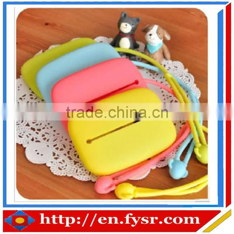 2013 portable colorful silicone key holder/silicone key bag