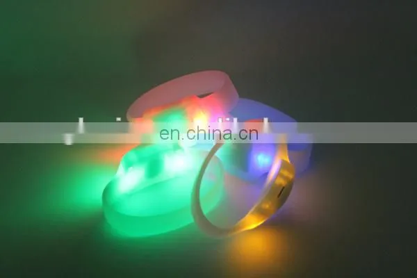 Best quality custom led bracelet cool bracelets for teen led flashing bracelet