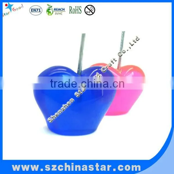 Wholesale love shaped paper clips with beautiful PP box packing
