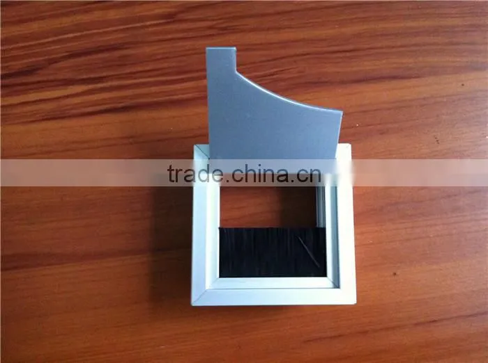 Guangzhou Wholesale Cheap Table Socket With Brush