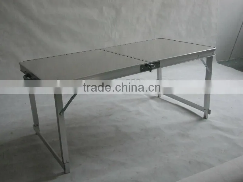 Outdoor Aluminum Folding Table