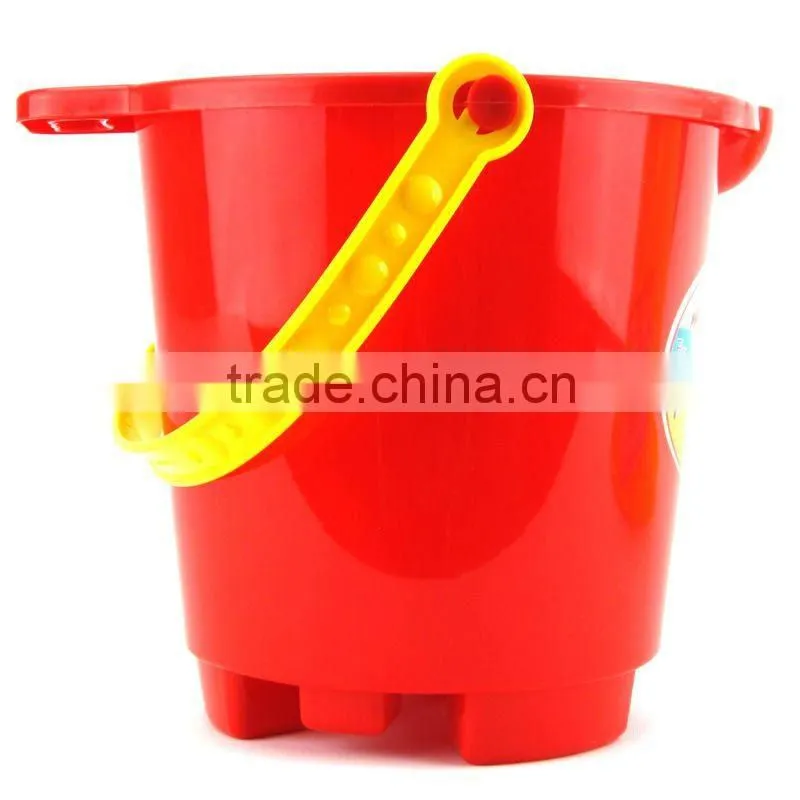 Plastic round beach bucket
