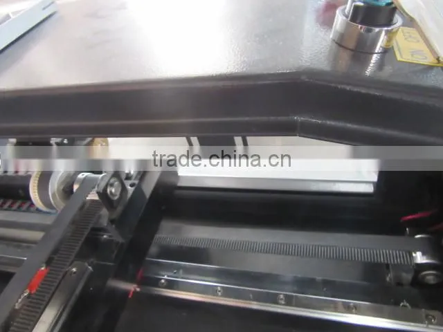 Economy Fiber Laser Cutting Machine For Metal Sheet / Tube