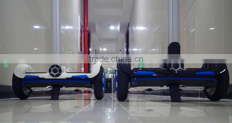 Latest hoverboard 1 year warranty 2016 rechargeable electric skateboard with handle bar