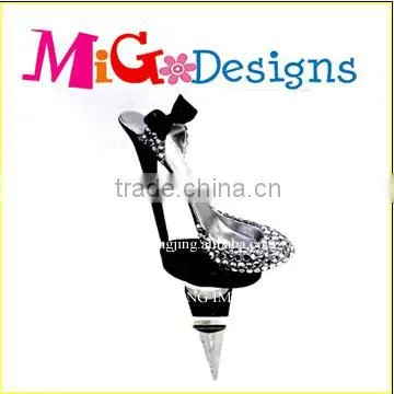 Vintage Resin Red Stiletto Design Wholesale Wine Stoppers