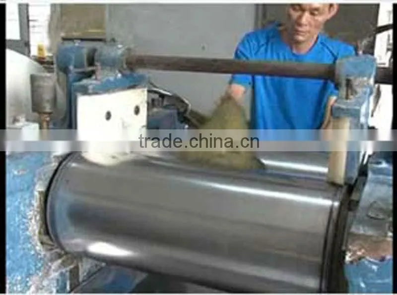 inflatable rubber balloon