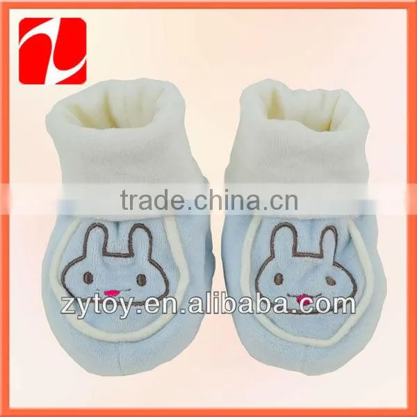 soft light weight plush shoes For babies in China shenzhen OEM