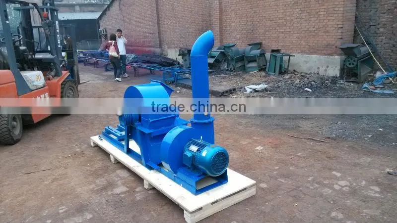 Wood crusher pulverizer for sawdust