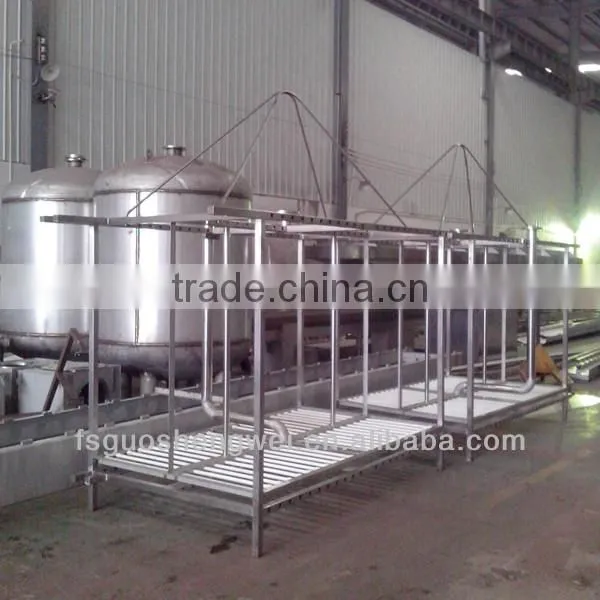 Cooling spray shelf