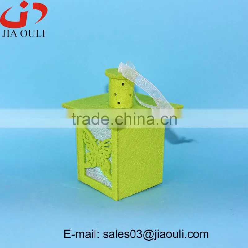 New design Easter decorations with LED light non-woven house and chimney shape hanging decorations