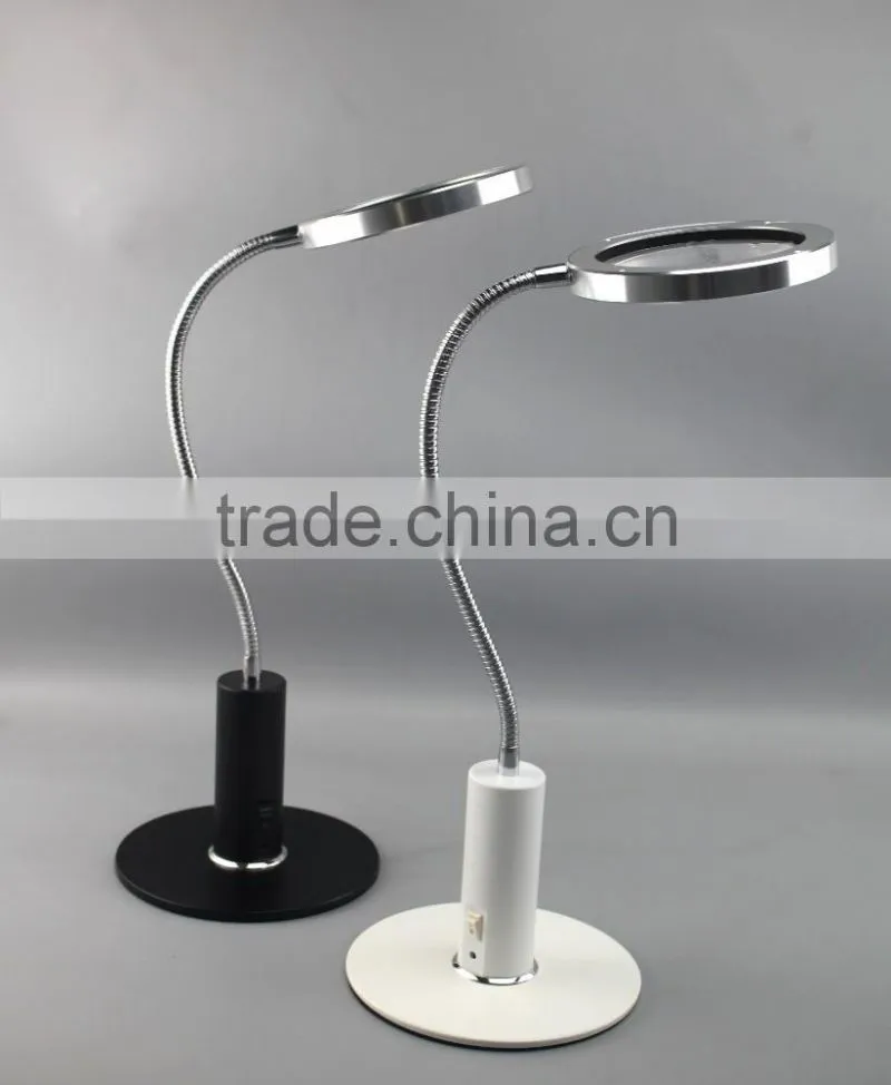 2016 latest popular fashionable New design reading magnifier desk lamp
