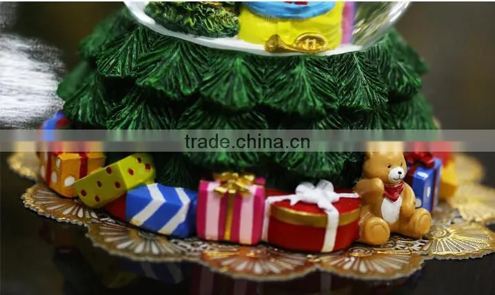 Polyresin Christmas snow globe Gifts snow globe Gifts Wholesale