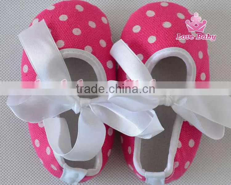 Latest style floral many cute color newborn orthopedic shoes for babies