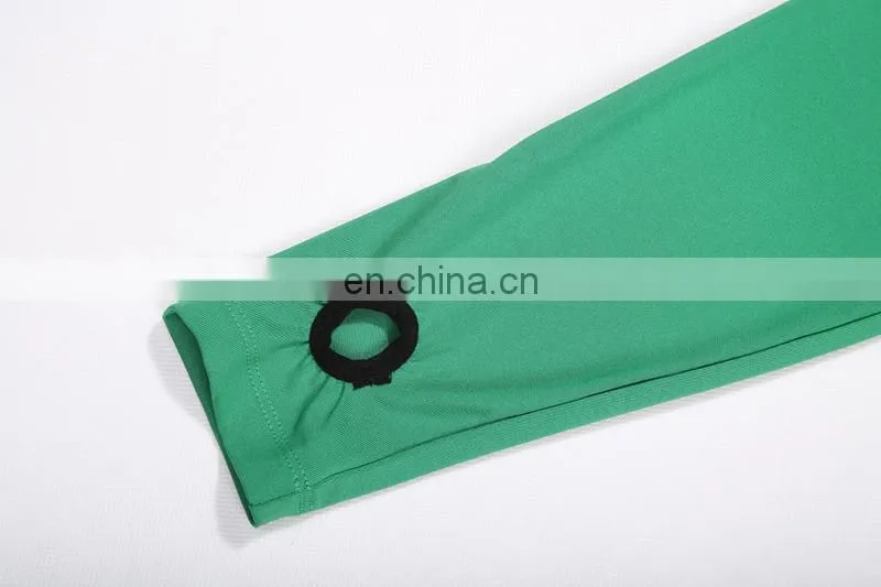 Lower Stand Collar Custom Mens Gym Wear