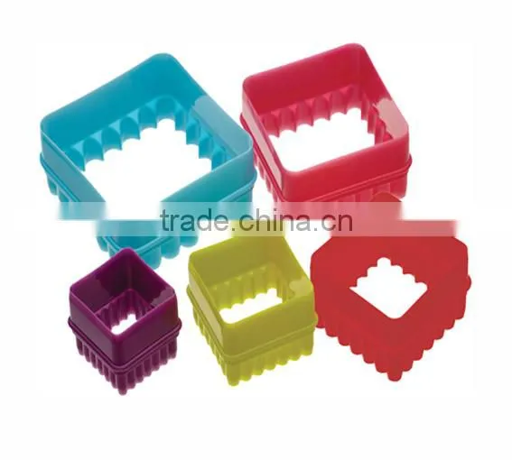 5 pcs Heart Shape Colorfull Plastic Cookie Cutter