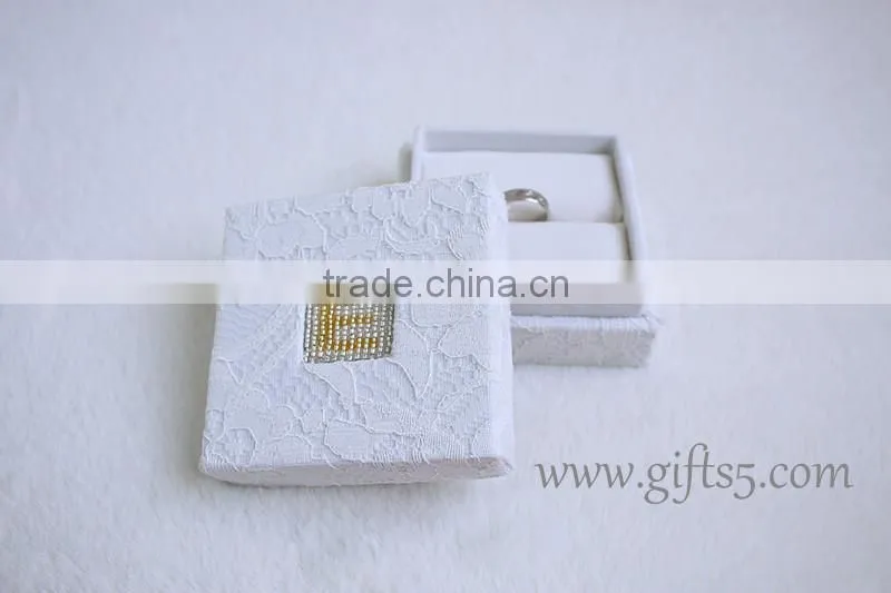 2016 New design wedding ring boxes ring jewelry box with beaded name plate of S