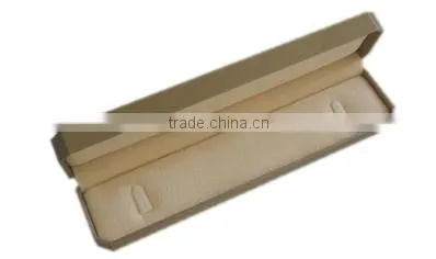 Plastic jewelry box