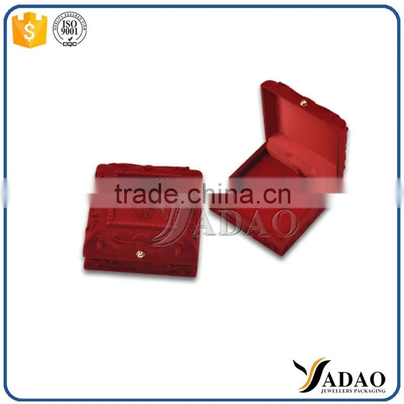 red flocking velvet packaging pendant boxes