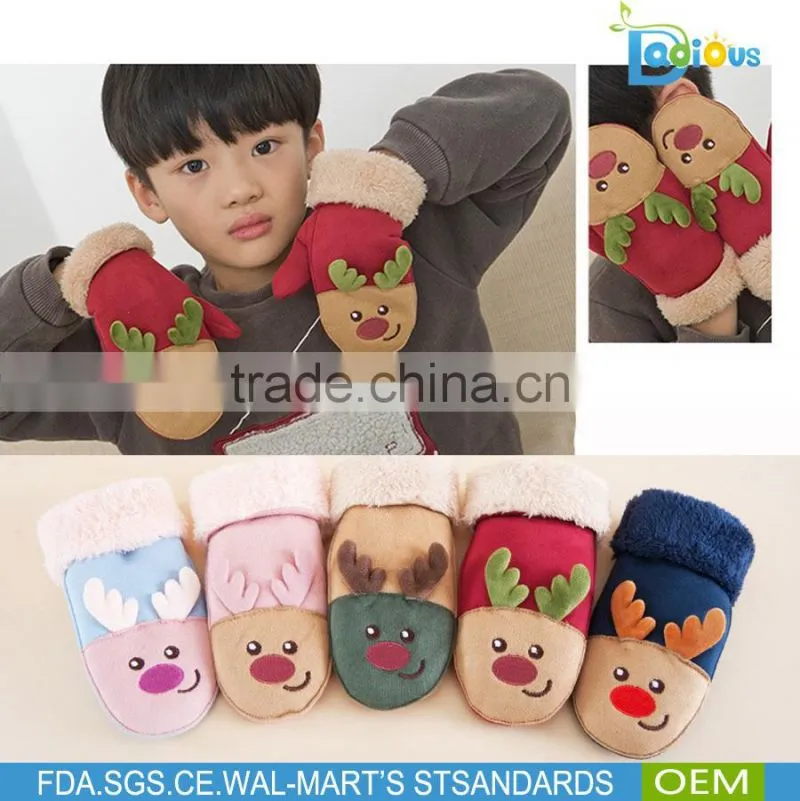 Lovely Christmas deer cartoon gloves children winter thickening hand gloves
