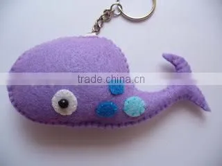 New products hot wholesale alibaba purple whale shape fish design key ring promotional gift felt hawaii keychain made in China