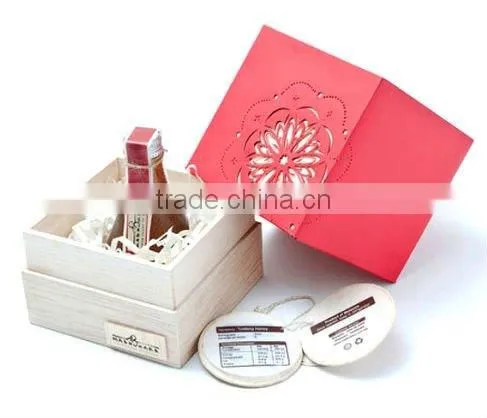 engraving flower of luxury gift box