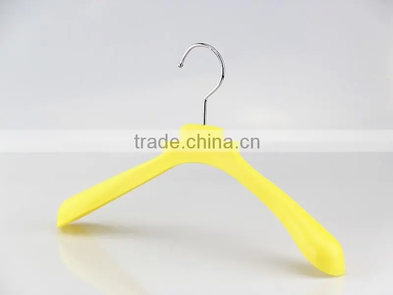 IMY-505 yellow plastic multipurpose hanger for childrens