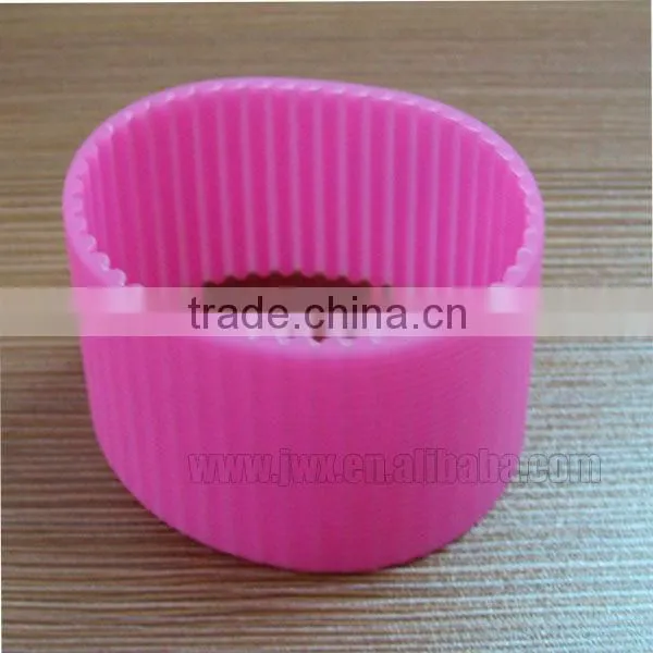 Eco-friendly silicone sleeve for coffee cup , heat resistant and anti-slip cup sleeve