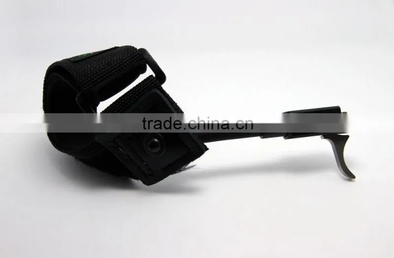 Hardcore forward archery release for compound bow