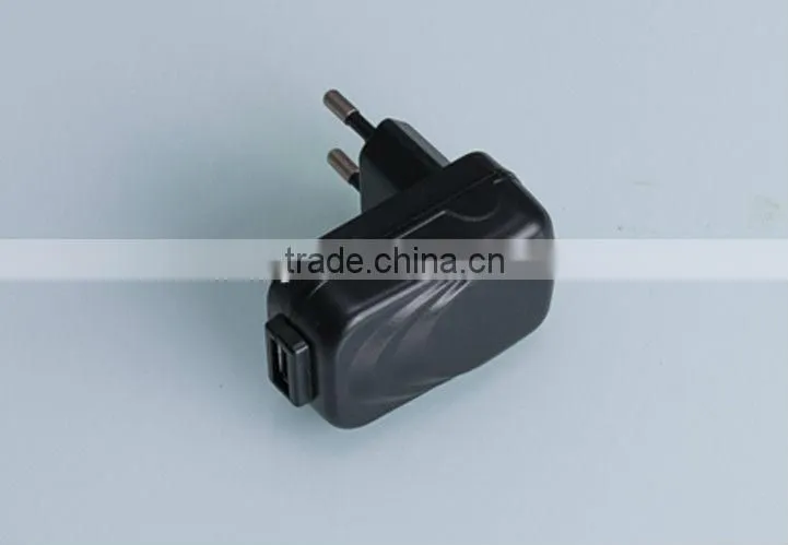 Multi-nation USB 5V 2.1A Full Fast Charging Adapter