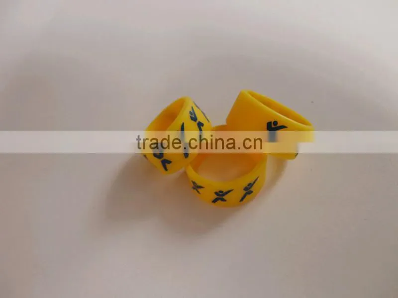 embossed silicone rubber wedding rings