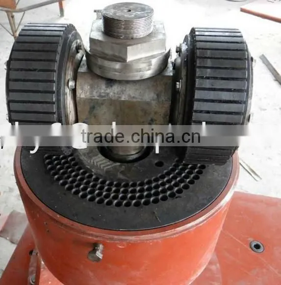 Wood sawdust and animal feed flat die pellet machine