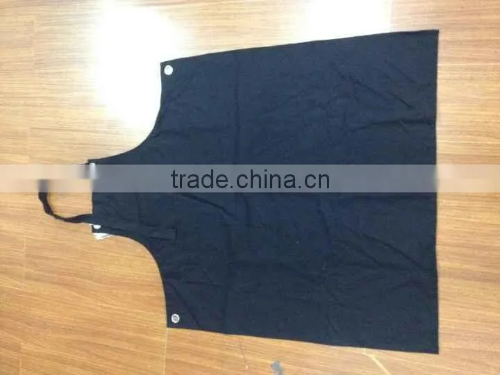 Black big apron with grommet and pocket