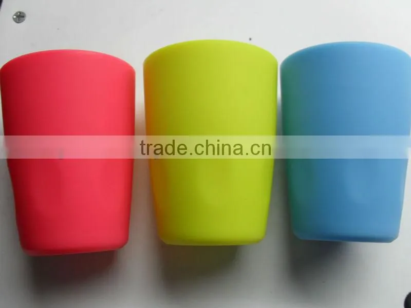 2014 facetory price multi-colored FDA/LFGB silicone material cup