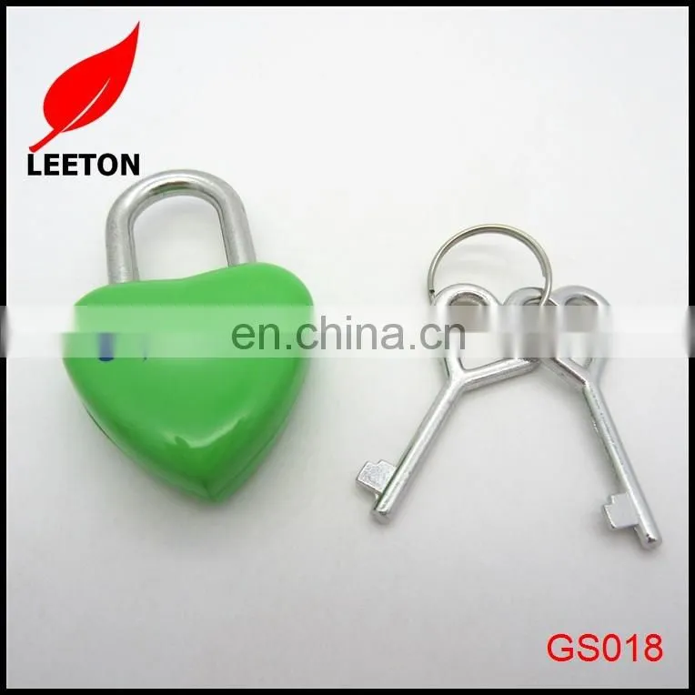 Colored Zinc alloy heart padlock