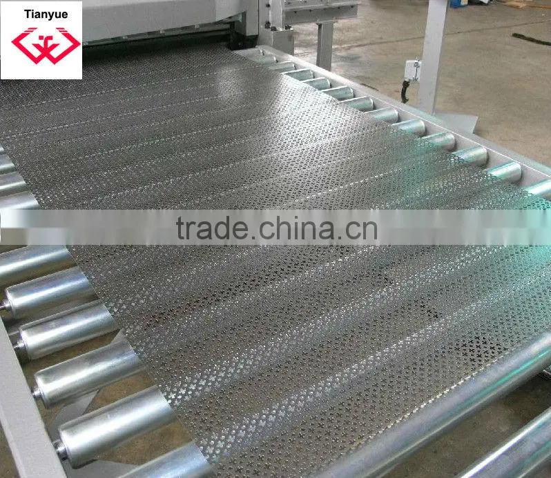 Perforated Sheet Metal, 0.1-6mm Thickness, Used in Separation, Sifting, Filtration, Drying, Cooling