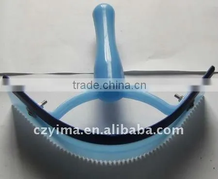 plastic horse sweat scraper with comb