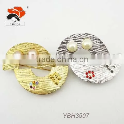 Beautiful Elegant fashion brooch,rhinestone christmas brooch for wedding or other party wholesale China
