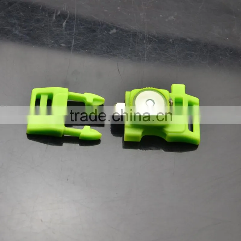 2016 new colored glow in the dark plastic whistle buckle with fire starter flint and flashlight wholesale